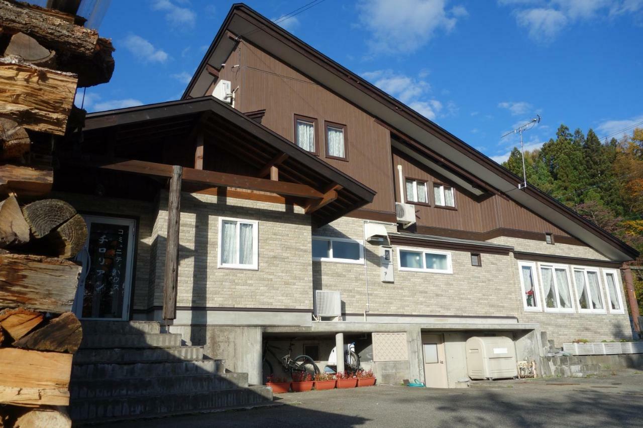 فندق Community House Tyrolien هاكوبا المظهر الخارجي الصورة