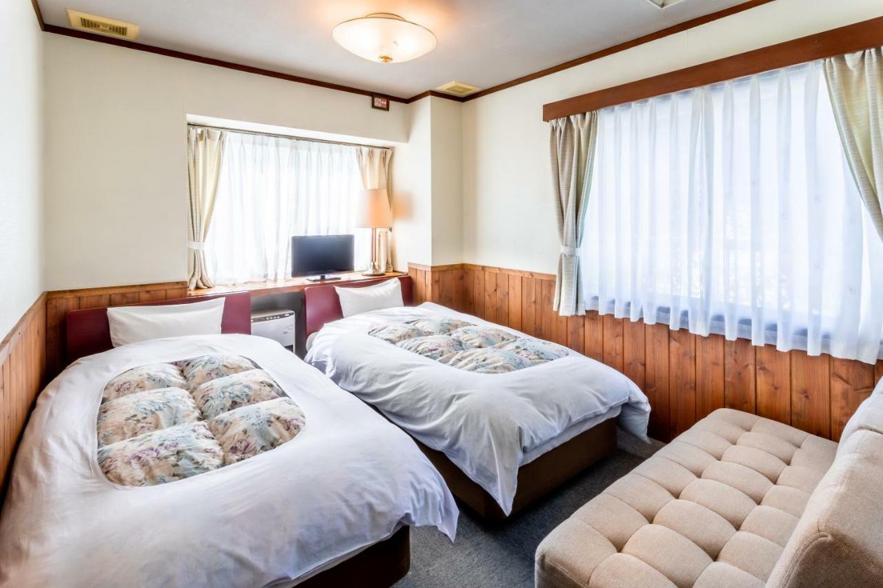 فندق Community House Tyrolien هاكوبا المظهر الخارجي الصورة